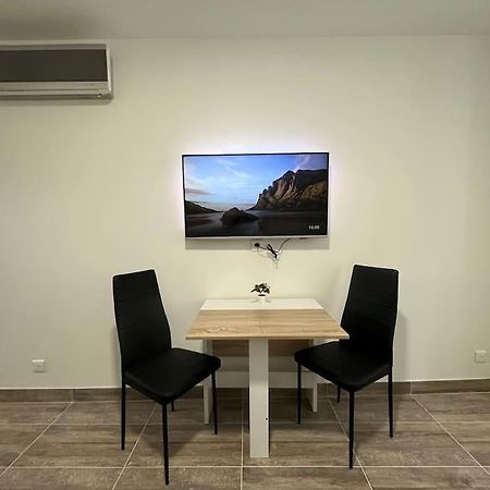 Superbe Appartement A 15 Min De Lyon Saint-Fons Buitenkant foto