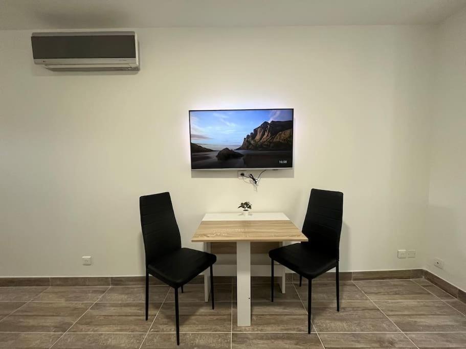 Superbe Appartement A 15 Min De Lyon Saint-Fons Buitenkant foto